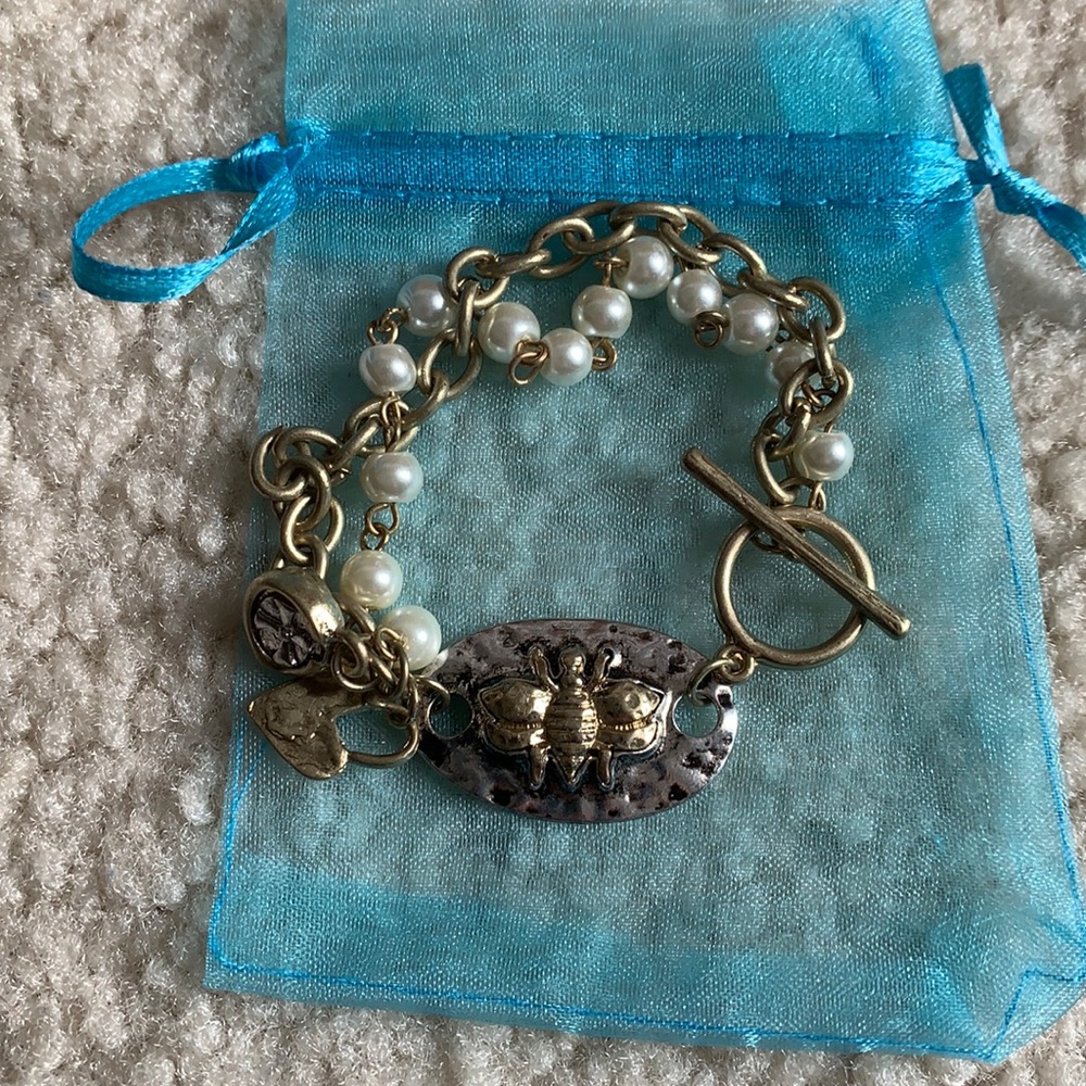 NEW Bumble Bee Bracelet🐝